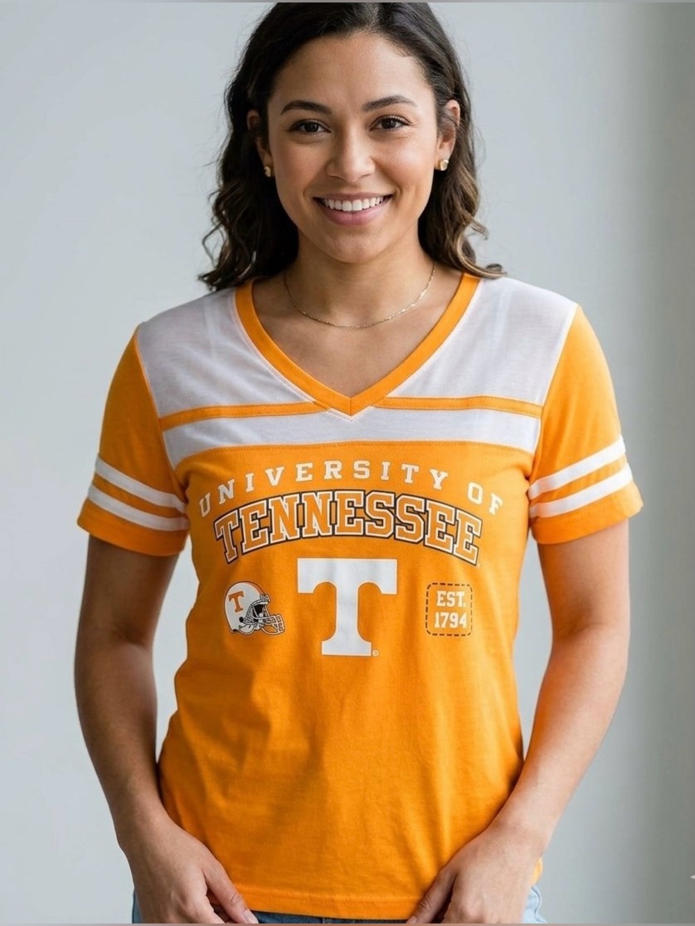 Tennessee Volunteers Short Sleeve V-Neck Shirt Size L